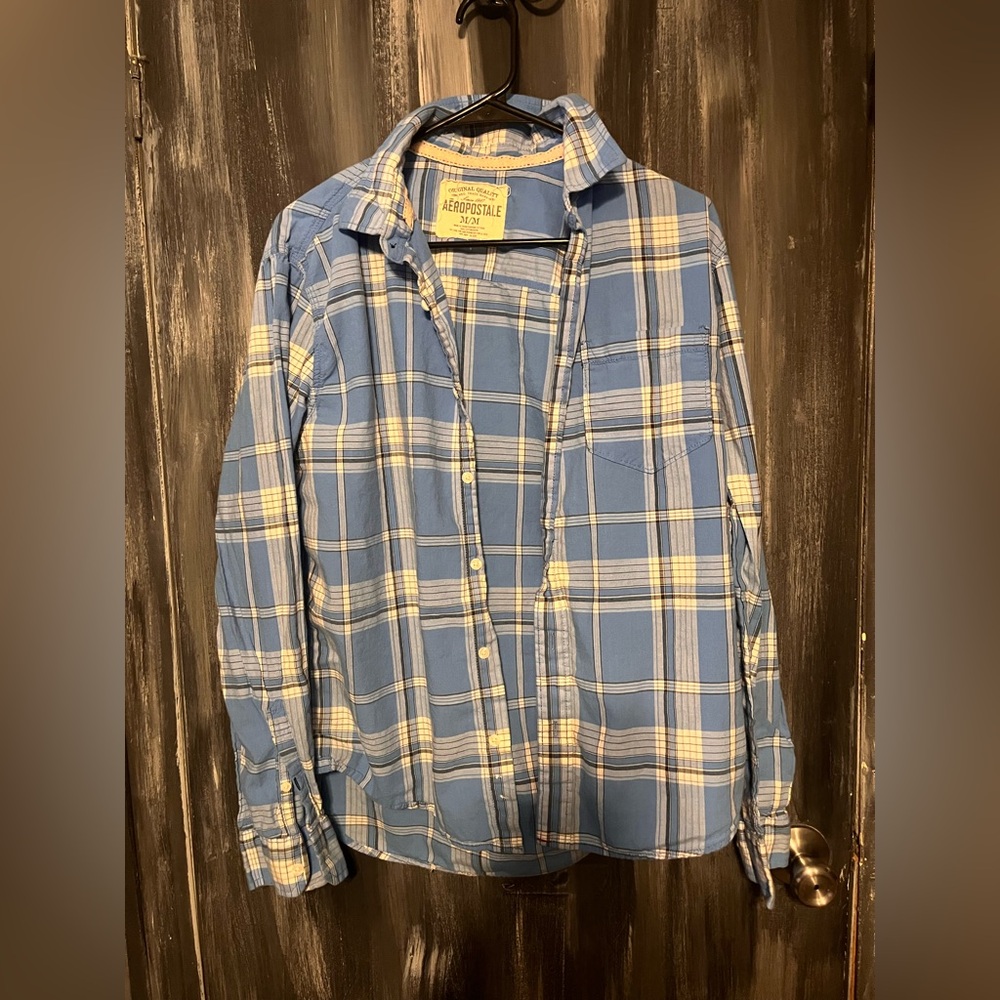 Aeropostale Men's Casual Blue and White Plaid Shirt
